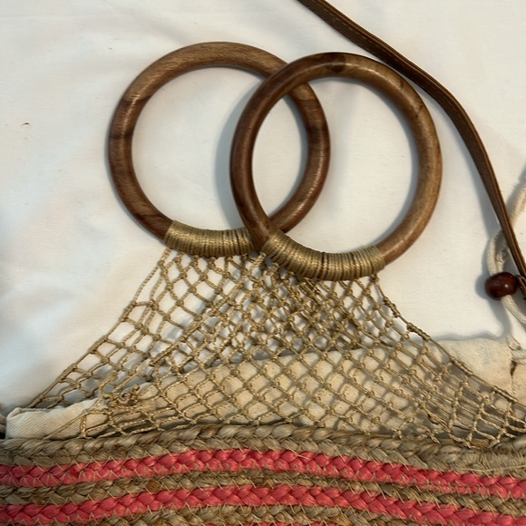 Vintage Nanette Lepore Clementine Jute BucketBag Berry/Coral Wood Handles - Picture 4 of 9